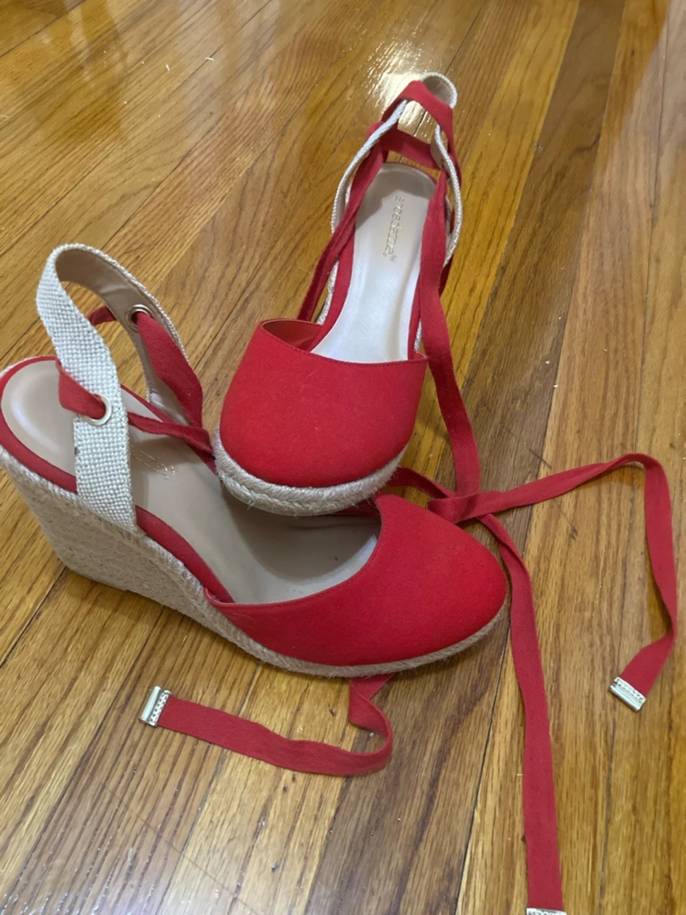 Shoe Dazzle Red Canvas Espadrille Wedge Sandals with Ankle Wraps